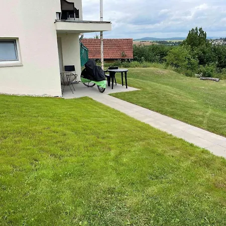 2 Zi Ferien Mietwohnung 60qm - Terrasse - Garten - Top-lage -
